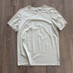 Lululemon fundamental tee